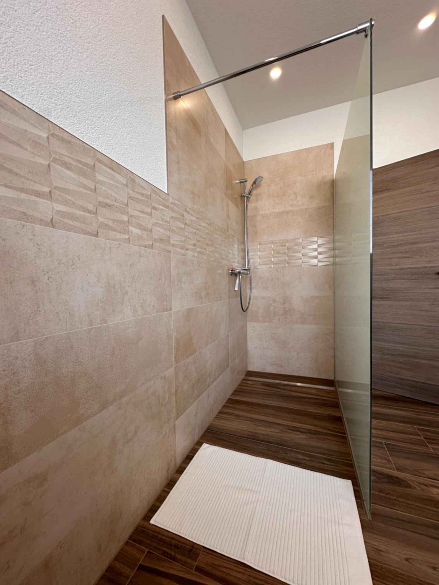 Amao-Obsidian I 120Qm I Elegantes Business- & Familienapartment I 3 Schlafzimmer I Kingsize Betten شواناو المظهر الخارجي الصورة